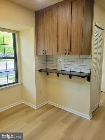 11 HARRIS CT, Lawrenceville, NJ 08648
