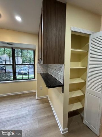 11 HARRIS CT, Lawrenceville, NJ 08648
