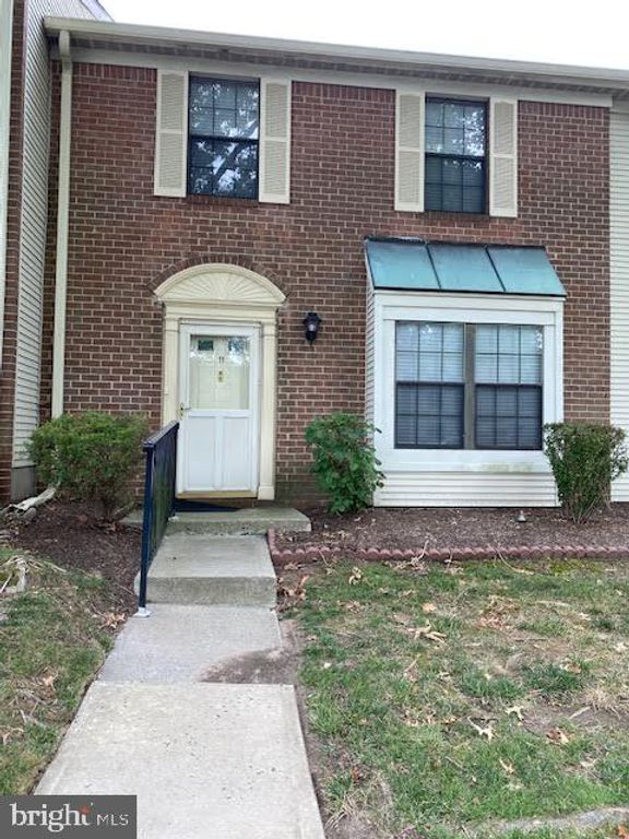 11 HARRIS CT, Lawrenceville, NJ 08648