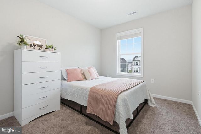 94 HUDSON BLVD, Red Lion, PA 17356