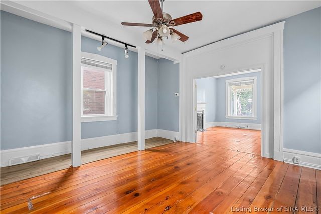 419 W 1st Street, New Albany, IN 47150