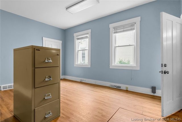 419 W 1st Street, New Albany, IN 47150