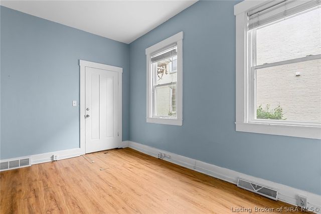 419 W 1st Street, New Albany, IN 47150