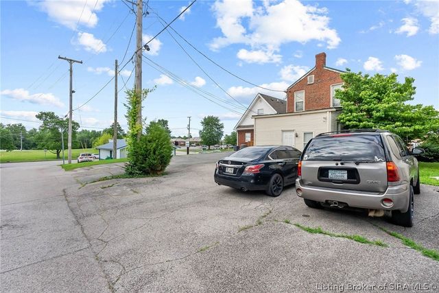419 W 1st Street, New Albany, IN 47150