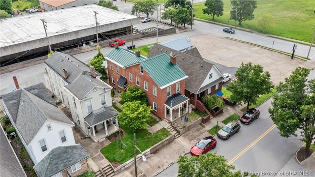 419 W 1st Street, New Albany, IN 47150
