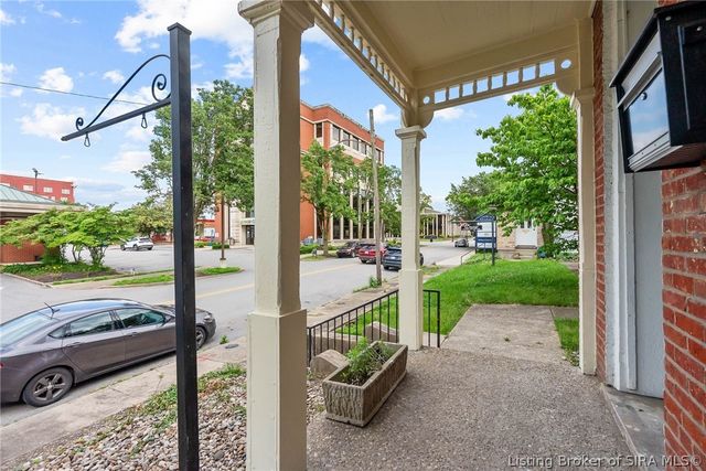 419 W 1st Street, New Albany, IN 47150