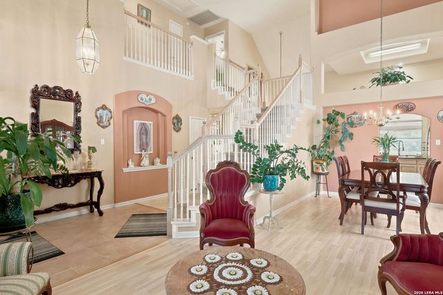 902 POINT RUN DR, Pflugerville, TX 78660