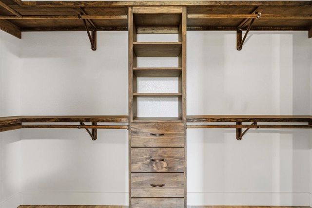 109 Bonham LN, Paige, TX 78659