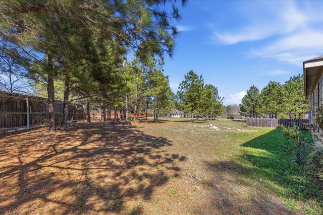 109 Bonham LN, Paige, TX 78659