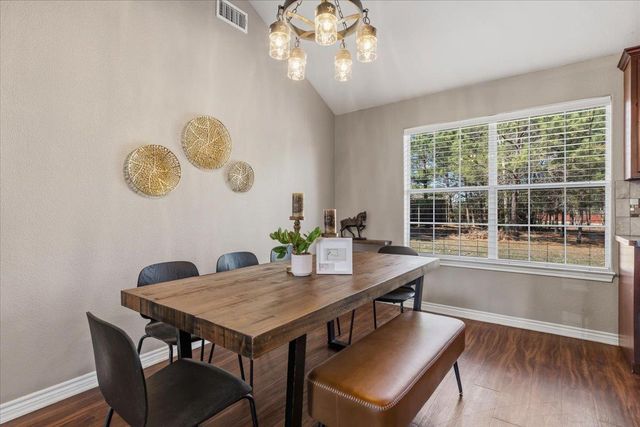 109 Bonham LN, Paige, TX 78659