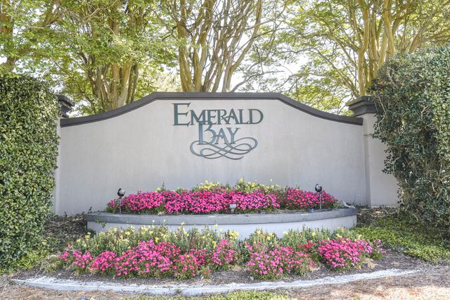 674 Emerald Bay Drive, Destin, FL 32541