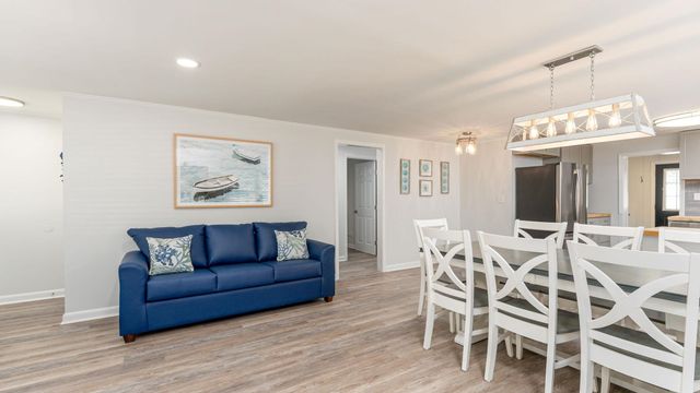 510 Hillside Dr. S., North Myrtle Beach, SC 29582