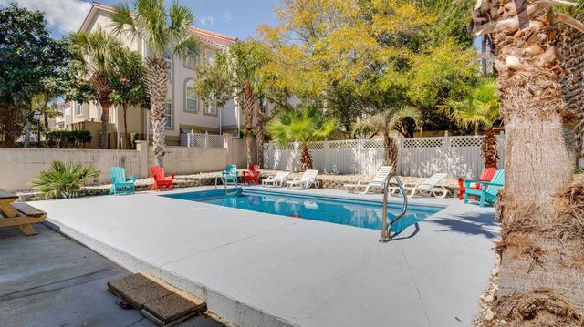 510 Hillside Dr. S., North Myrtle Beach, SC 29582