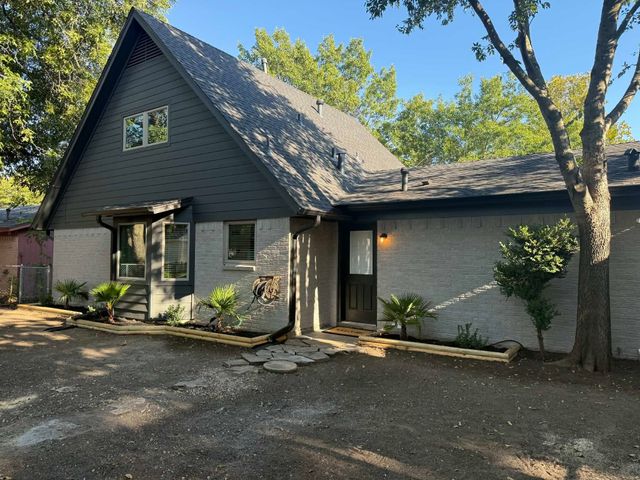324 Lena Lane, Burleson, TX 76028