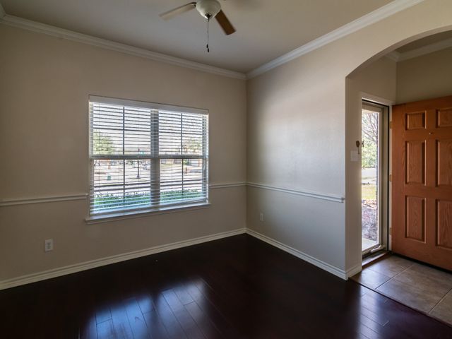 472 Northbrook Avenue, Oak Point, TX 75068