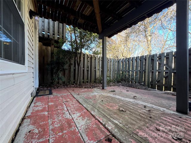 1319 Maple Shade Lane, Charlotte, NC 28270