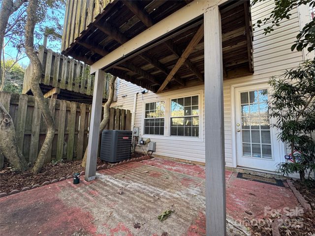 1319 Maple Shade Lane, Charlotte, NC 28270