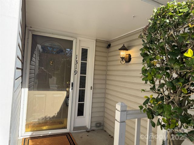 1319 Maple Shade Lane, Charlotte, NC 28270