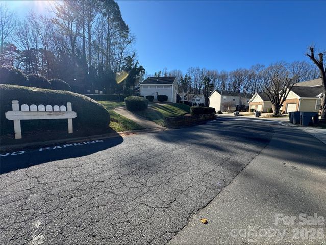 1319 Maple Shade Lane, Charlotte, NC 28270