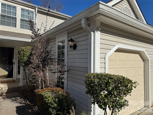 1319 Maple Shade Lane, Charlotte, NC 28270