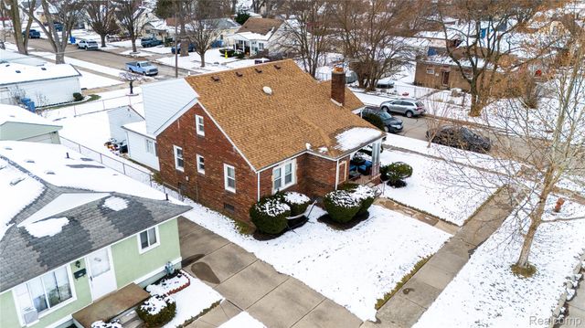 20602 Powers Avenue, Dearborn Heights, MI 48125