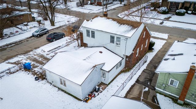 20602 Powers Avenue, Dearborn Heights, MI 48125
