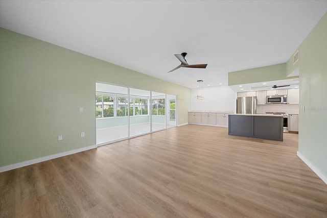 5865 TIDEWOOD AVENUE 8, Sarasota, FL 34231