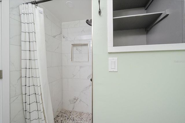 5865 TIDEWOOD AVENUE 8, Sarasota, FL 34231