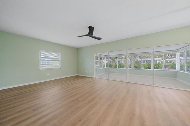 5865 TIDEWOOD AVENUE 8, Sarasota, FL 34231