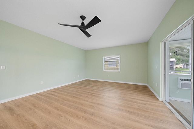5865 TIDEWOOD AVENUE 8, Sarasota, FL 34231