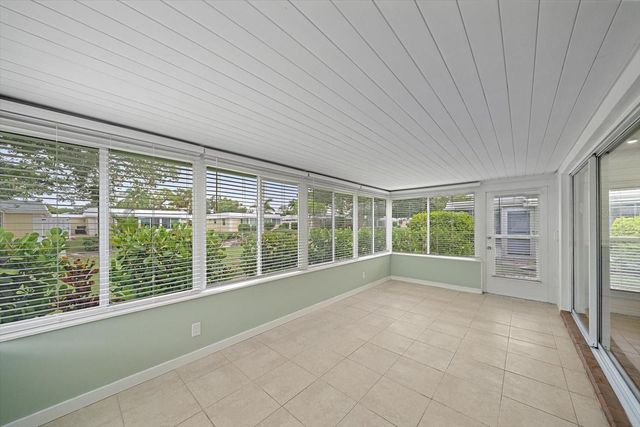 5865 TIDEWOOD AVENUE 8, Sarasota, FL 34231