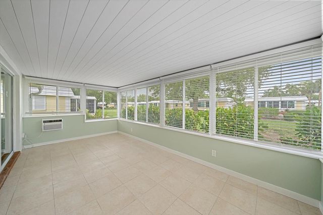 5865 TIDEWOOD AVENUE 8, Sarasota, FL 34231