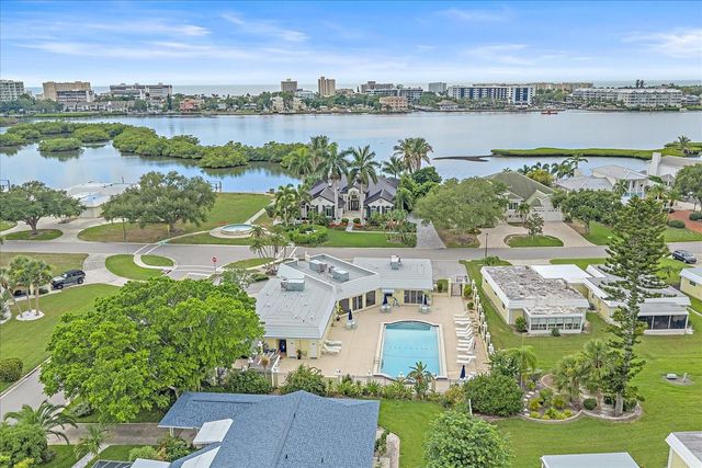 5865 TIDEWOOD AVENUE 8, Sarasota, FL 34231