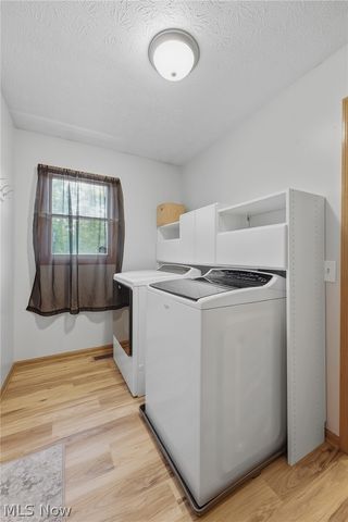 6295 Plum Street NE, Louisville, OH 44641