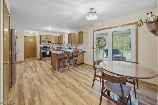 6295 Plum Street NE, Louisville, OH 44641