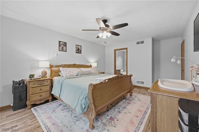 6295 Plum Street NE, Louisville, OH 44641