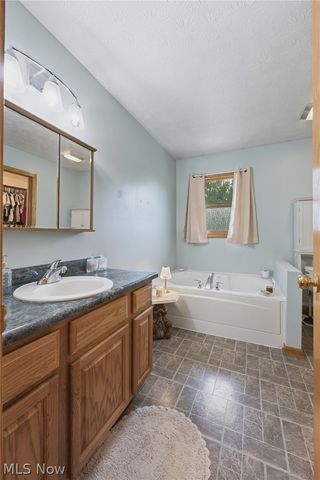 6295 Plum Street NE, Louisville, OH 44641