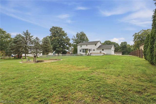6295 Plum Street NE, Louisville, OH 44641