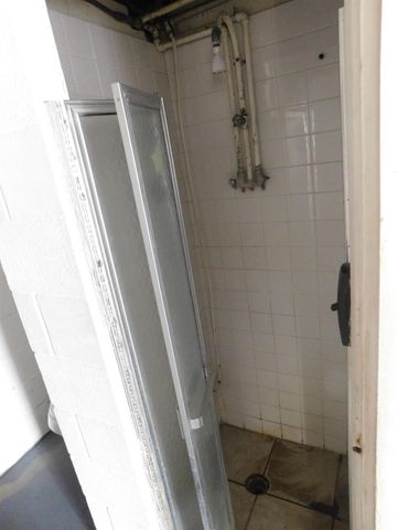 2911 Washington Avenue, Bedford, IN 47421