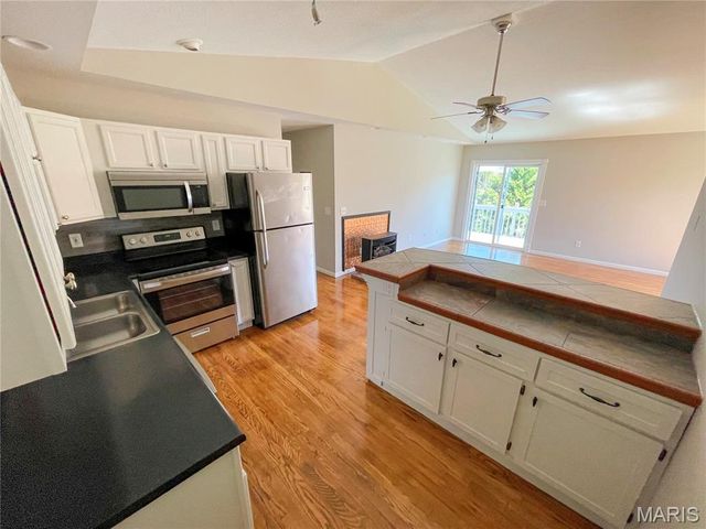 133 Rio Verde Drive, Belleville, IL 62221