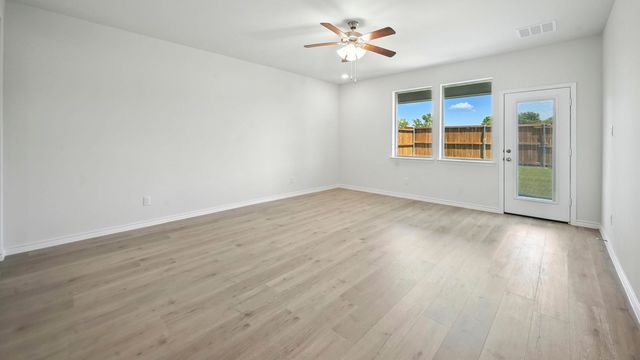 3516 Ample Vista Road, Aubrey, TX 76227