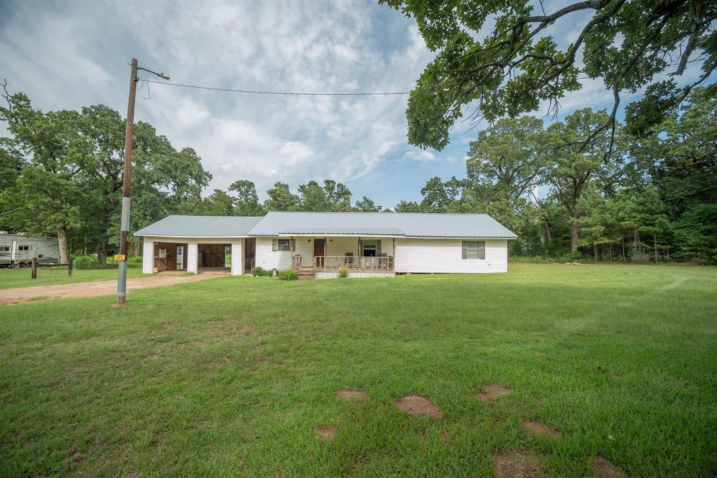 14096 County Road 2165D, Henderson, TX 75652
