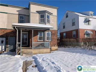 1144 Minsi Trail Street, Bethlehem City, PA 18018