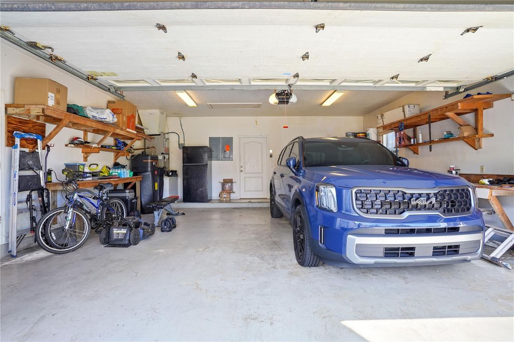 Image 33 of property listing at 2286 LAKE FRANCIS DRIVE, Apopka, FL 32712