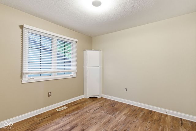 1567 Northport Drive, Cicero, IN 46034
