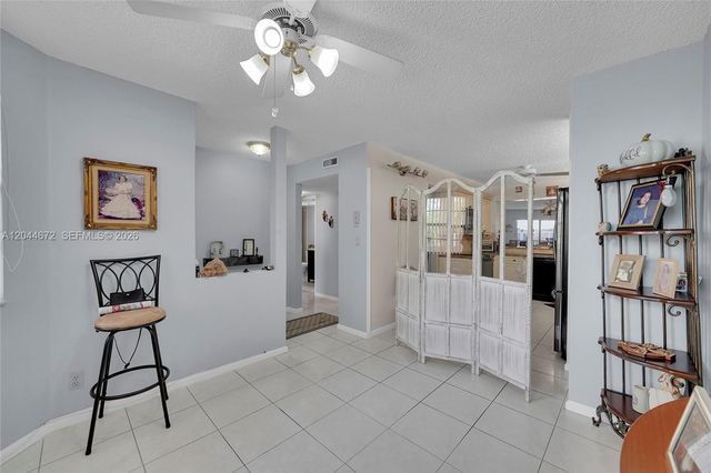 7250 Fairfax Dr 302, Tamarac, FL 33321