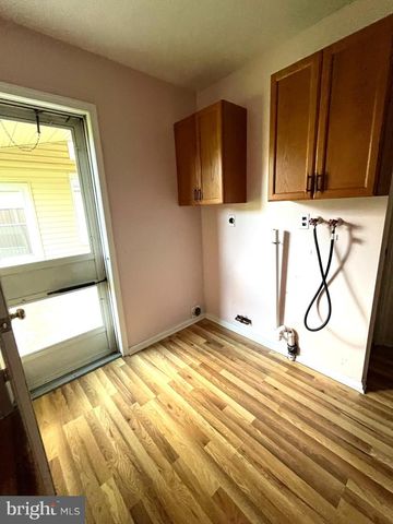 881 DEPOT LN, Quakertown, PA 18951