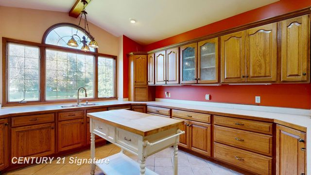 4291 Woodrow Avenue, Burton, MI 48509