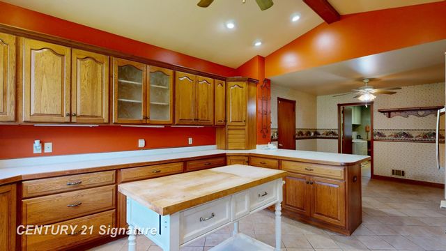 4291 Woodrow Avenue, Burton, MI 48509