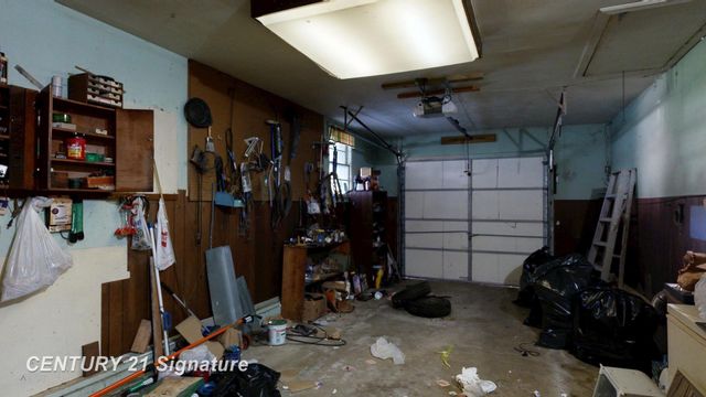4291 Woodrow Avenue, Burton, MI 48509